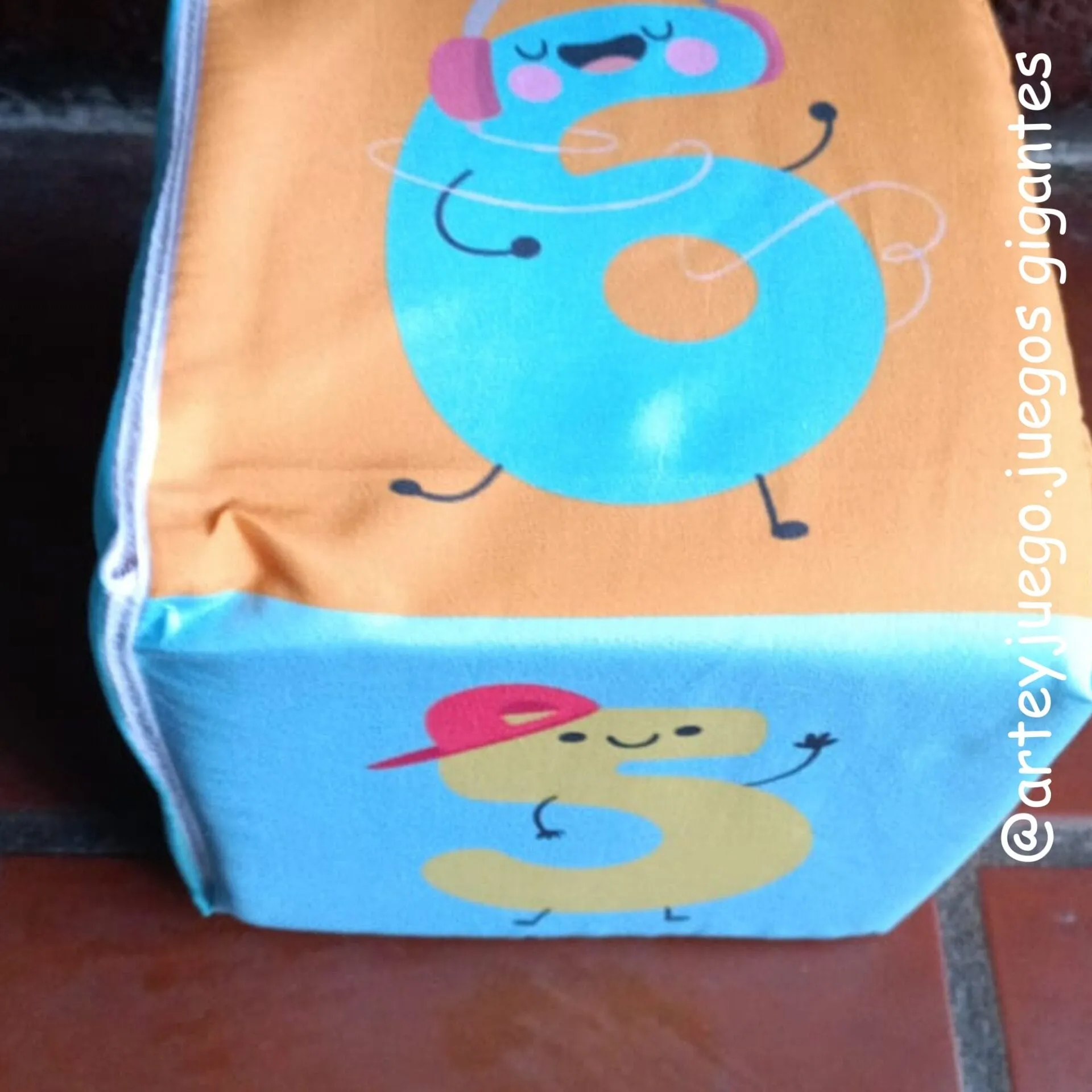 Dado 20 x 20 x 20