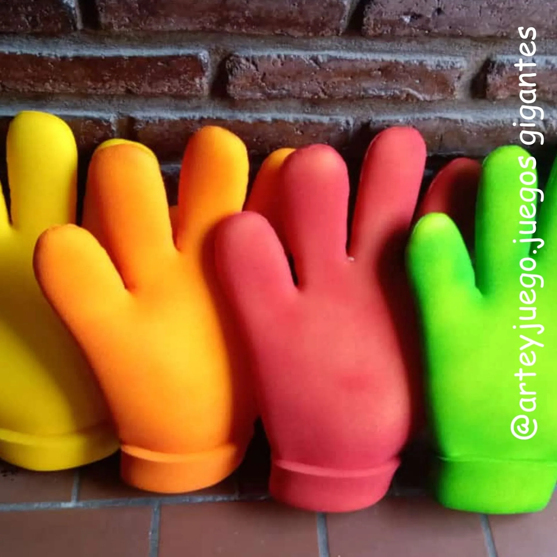 Manoplas Gigantes