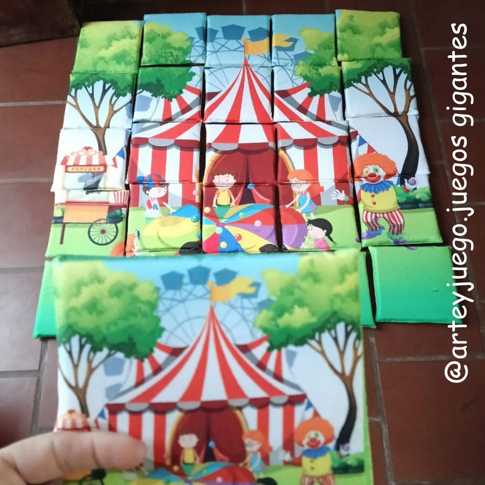 Rompecabezas 26 piezas 15 x 15