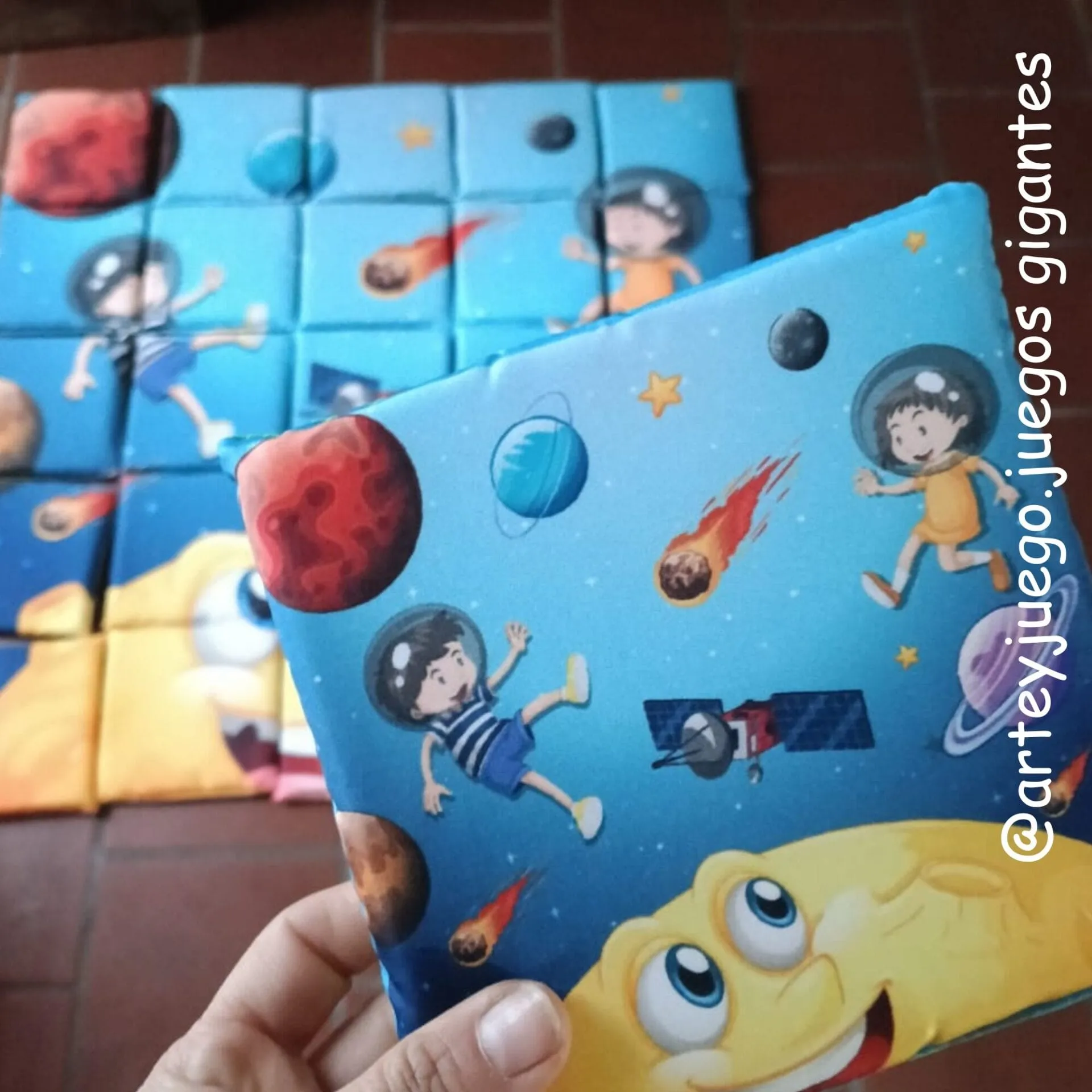 Rompecabezas 26 piezas 15 x 15
